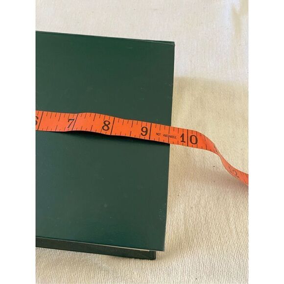 Nelsons New Illustrated Bible Commentary Hardcover Book Religious - Picture 11 of 14